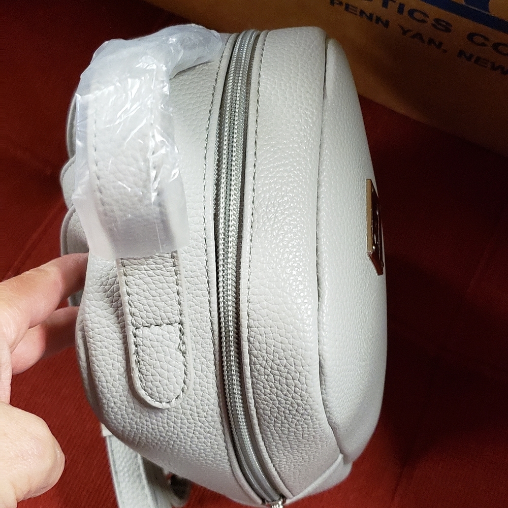 Tote & Matching Mini Backpack Set - Picture 7 of 8